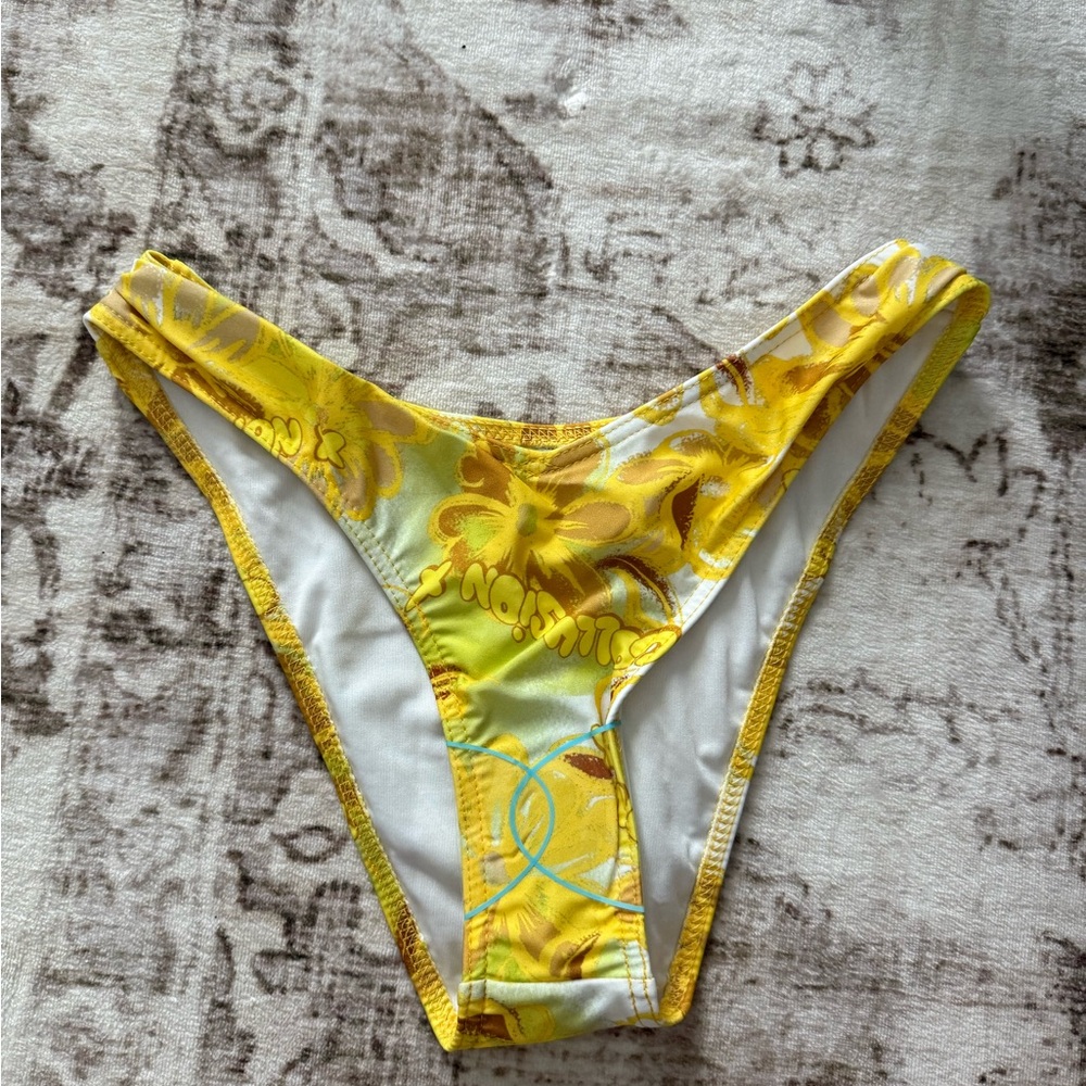 NEW Collusion Yellow‎ Floral Bikini Bottom Size 2